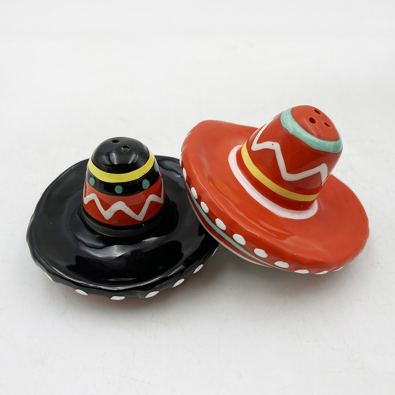 Tangan Ditarik Topi Bentuk Keramik Garam Dan Pedas Shaker Untuk Dekorasi Rumah Hadiah ukuran yang dapat disesuaikan Warna