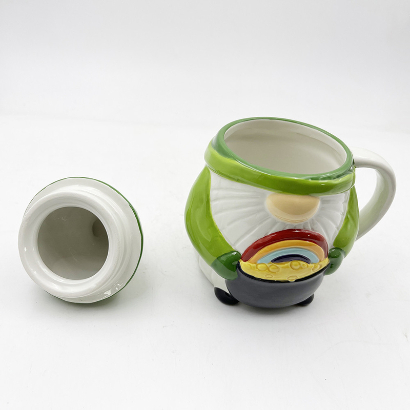 Custom Kreatif 3d Natal Keramik Mug Spring Gnome Hijau Warna Dekorasi Dengan Tutup