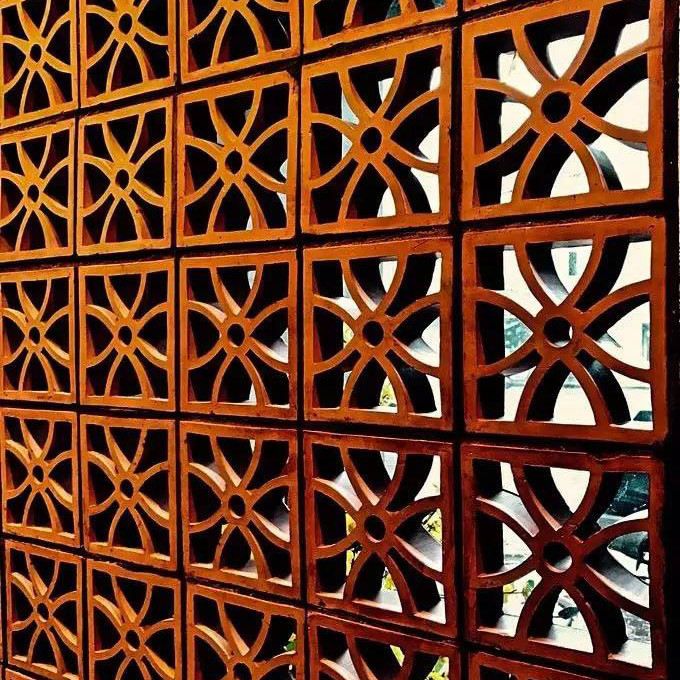 800 Centigrade Insulasi Panas Batu bata tanah liat berlubang berlubang untuk konstruksi dekoratif dinding taman