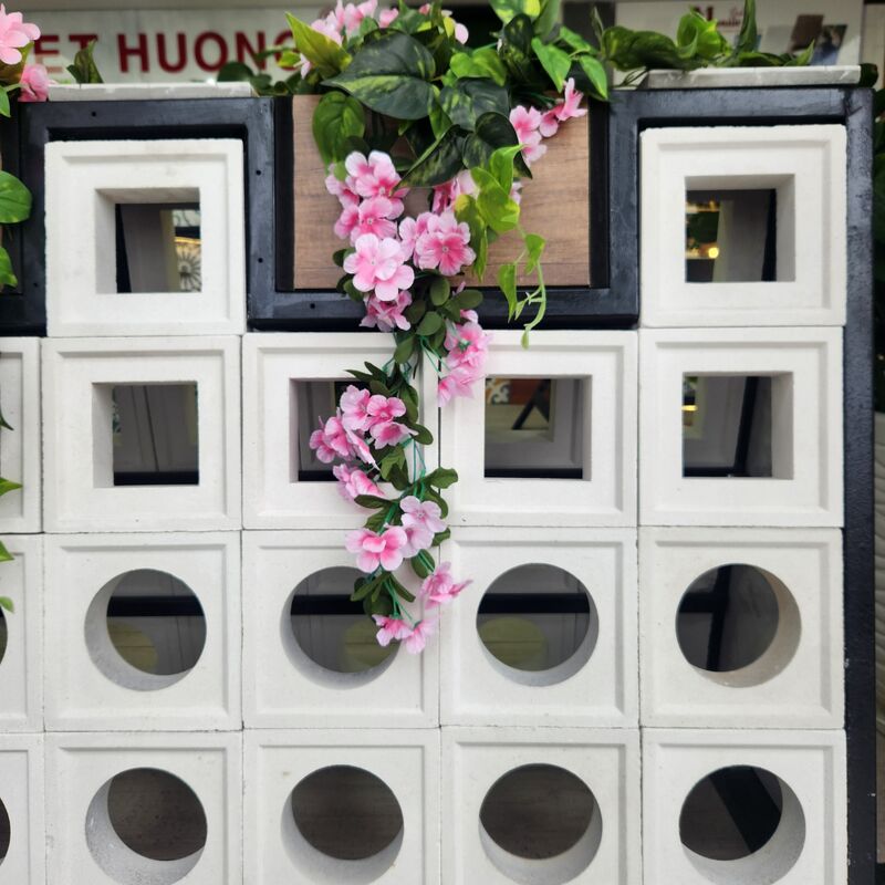 Komponen semen bata Bentuk persegi Layar Latar Belakang Dinding Papan Layar Berongga Desain 3D Mulus Pemasangan Cepat Dekorasi