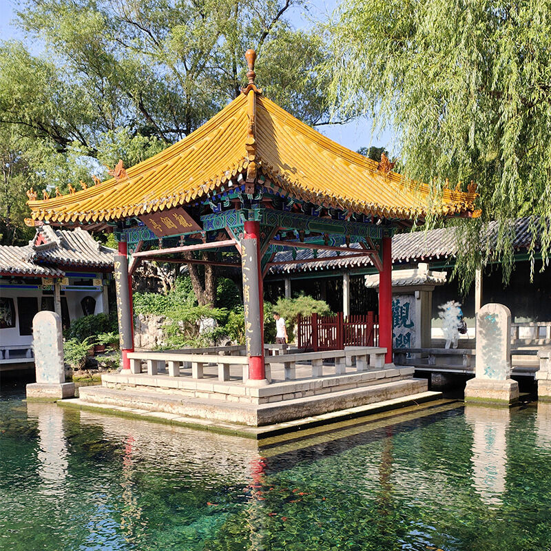 Jubin Kaca Gaya Tradisional Tiongkok Jubin Atap Ceramic Glossy untuk Taman Landscape Arsitektur Kuil Paviliun Rumah Teh Pusat Budaya Budaya